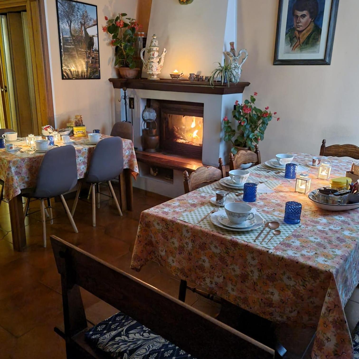 A Collodi Io & Mamma100 M Dal Parco Di Pinocchio B&B 외부 사진